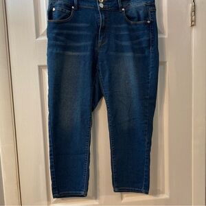 GUC Tahari Cropped Jeans Women's Size 12/31